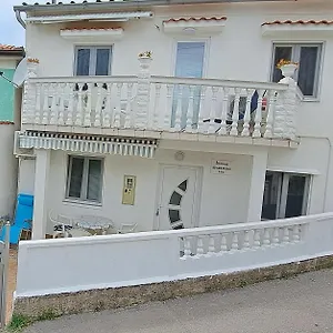  Apartment Ana-lora Kroatien